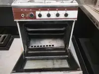 Срочно продам газ плиту Брест