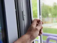 Derazalarni tamirlash issiq shish Mexanizmlarni almashtirish kauchuk, фотография 2