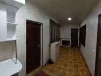 Продаю 4-х комнатную квартиру переделанную в 6-ти комнатную., фотография 9