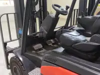 электропогрузчик Linde E 25, фотография 5