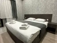 Xaziniy Hotel mehmonhonasi arzon narxlarda, Город Яккасарайский район, улица Хазиний 8, фотография 2