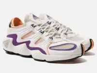 Новые привозные кроссовки Adidas оригинальные мужские FYW S-97, фотография 2