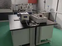 Лабораторные качественные столы защита от агресивных сред