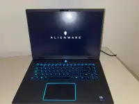 noutbuk Alienware m16 R2 Gaming Laptop ultra 9