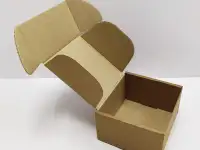 Готовые крафт и белые коробки с крышкой, фотография 2