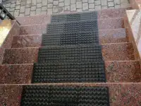 резиновые перфорированные противоскользящие коврики, фотография 9