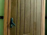 Продаю железные двери б/у