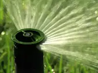 Установка системы авто полива газона, территорий, площадей, полей, теплиц от компании  