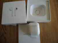 Беспроводные наушники Apple AirPods, фотография 3