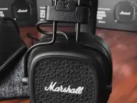 Наушники Marshall V