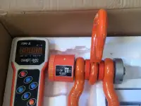 Продам весы электронные подвесные на 3тн с пультом