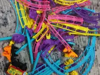 продам конструктор поезд и Американские горки, бу