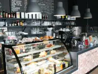 Кондитерская витрина холодильная, фотография 4