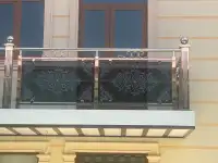 Перилла и ограждения для лестниц из стекла и нержавейки, фасадное остекление. Остекление помещений, магазинов и офисов., фотография 10