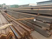 Уголок стальной равнополочный