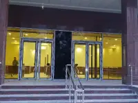 СРОЧНО ИЩЕМ-Мастеров алюминиевых и ПВХ рам и «JP» систем, фотография 3