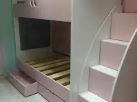 Детская кровать двухэтажная новая продается