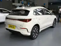 Совершенно новый электромобиль BYD E2, фотография 6