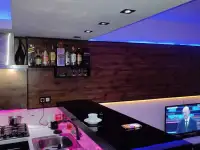 Русскоязычный хозяин сдаёт 1 комнату в 3-комнатной квартире