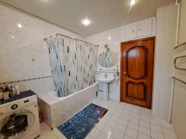 Сдам квартиру 439 Госпитальный 1200, ул. Катта Мирабад, фотография 1