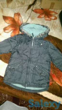 Куртка,теплая(не пуховик)мальчиковая.На 5-6лет, фотография 1