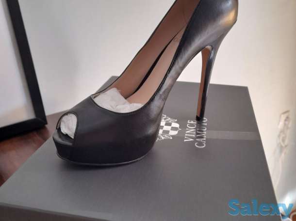 Туфли двух цветов (чёрные и бежевые)см.фото, фотография 1