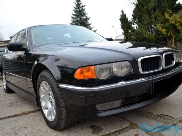 BMW 728i, фотография 3