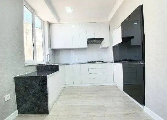 234 на длительный срок люкс Ц-1 центр города, фотография 6