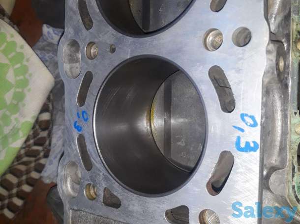 Двигатель v8 BMW м60 б30, фотография 1