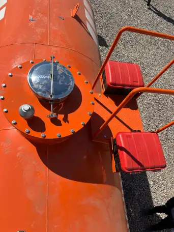 Автотопливозаправщик Бензавоз 7m FAW Tiger V, фотография 3