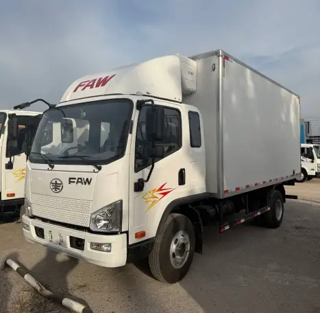 Автофургон рефрижератор FAW Tiger VR  -5C 2 т бензин, фотография 1