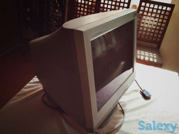 Продам монитор LG Flatron ez T710BH, фотография 2