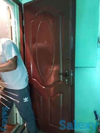 Установка замков в железные двери, фотография 1