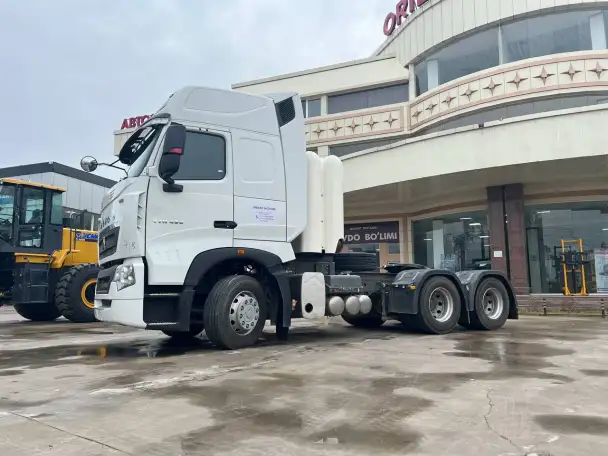 Седельный тягач Howo-T7H 430 6x4 CNG  пневмоподвеска, фотография 3