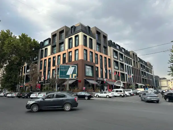 Аренда офисов в бизнес центре GROSS Plaza, Мирабадский район, улица Тараса Шевченко, 21А, фотография 1