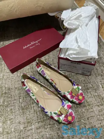 Продам новые балетки Salvatore Ferragamo, фотография 1