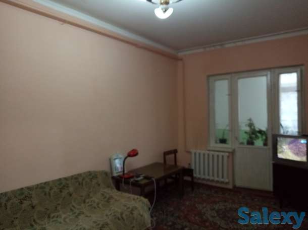 Продаётся 3х комнатная квартира в отличном состоянии в 8мкр, фотография 1