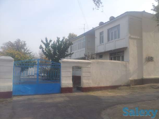 Продам 4 комнатную квартиру в районе Узсаламан с гаражом, фотография 1