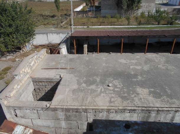 Тошкент вилоятида   бизнес очишга кизиккан одамлар учун 1гектарли  кулай хусусий уй жой хамма иш фаолияларига мос., фотография 8