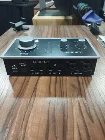 Audient ID14 Звуковая карта, фотография 3