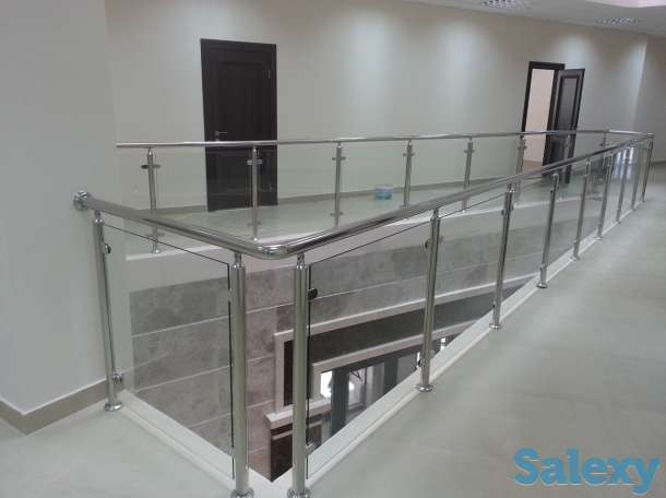 Перилла из нержавейки и стекла, ограждения из нержавеющей тали и каленного стекла. Перила для лестниц., фотография 4