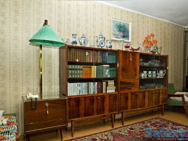 Продаются книжные полки Чехословакия 3 штуки, фотография 1