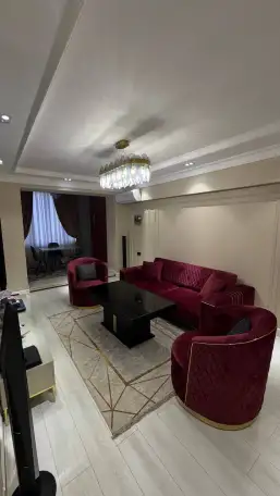 3-комнатная квартира в центре, ул. С. Азимова.,, фотография 1