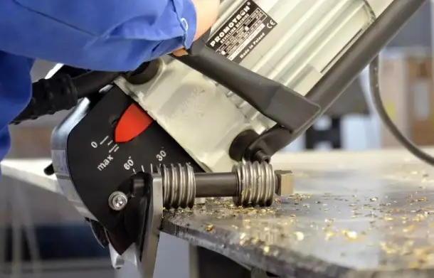 Снятие фаски Издел.: труба электросварная; ножевая секция обсадной трубы..., фотография 1