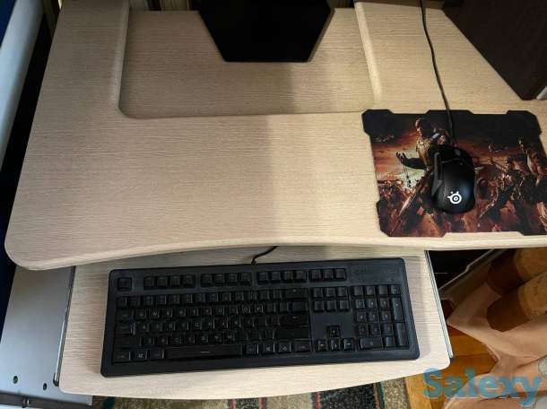 Компьютерный стол, в хорошем состояние., фотография 3