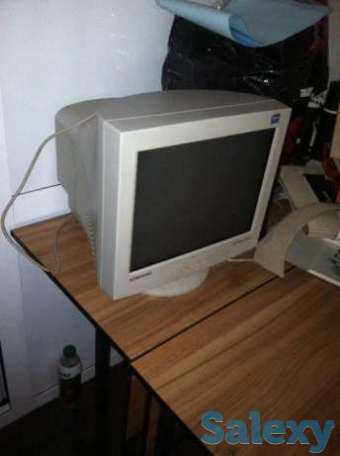 Монитор б/у, фотография 1