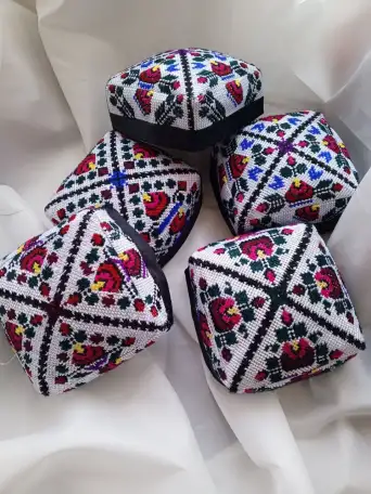 Женские Тюбетейки, дуппи в наличии, фотография 1