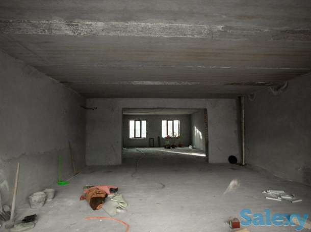 Сдаётся в аренду помещение на 1-этаже (105 квм) с подвальным помещением внизу (50 квм), фотография 1