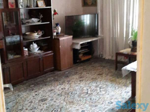 Метро Ойбек (напротив Angels Food), Улица Афрасияб 41 