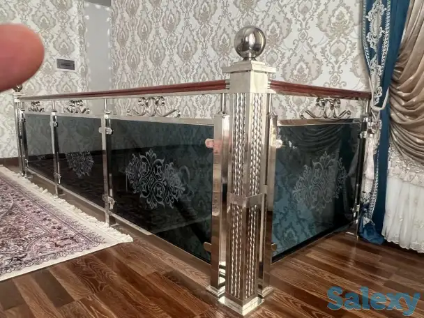 Стеклянные перилла и ограждения для лестниц, фотография 9